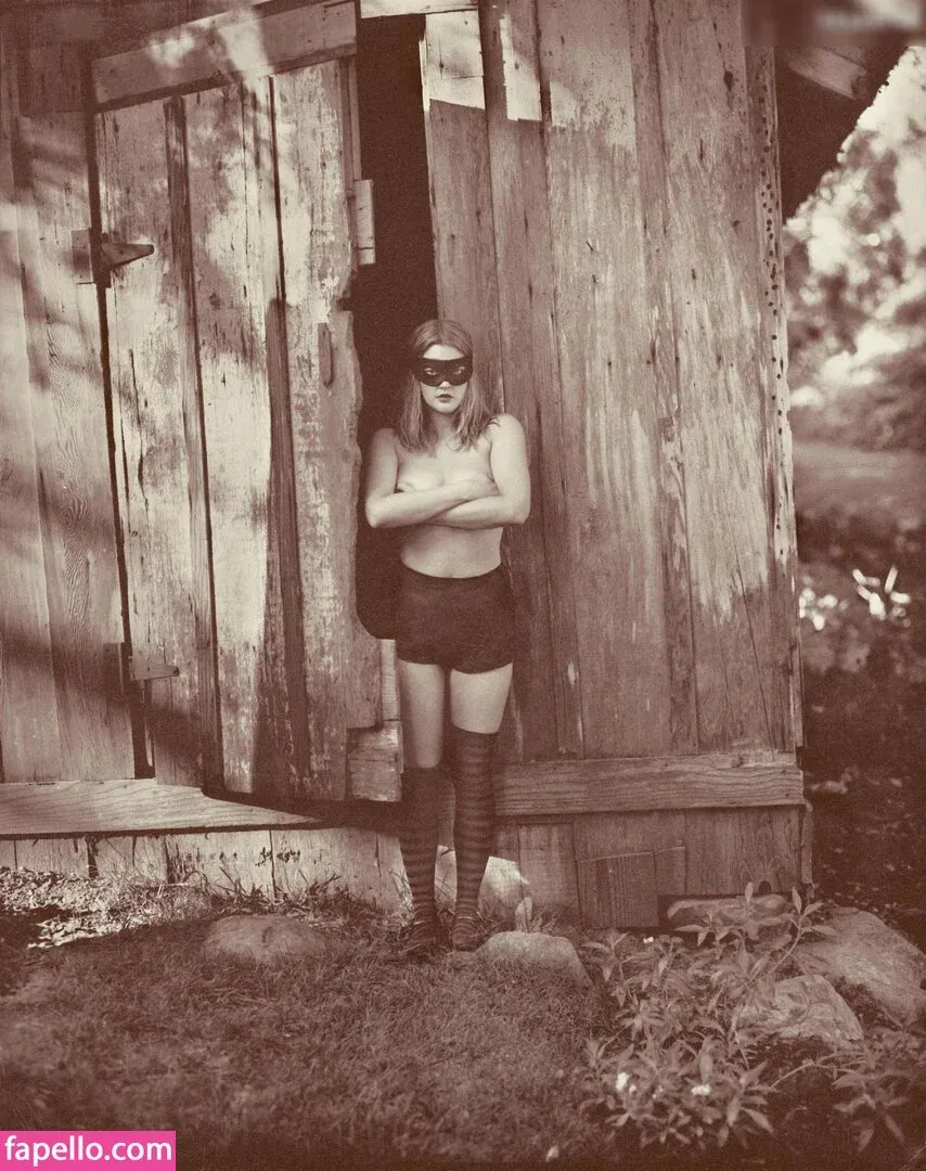 Drew Barrymore Onlyfans Photo Gallery 