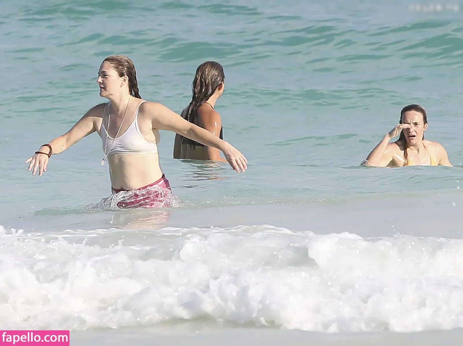 Drew Barrymore Onlyfans Photo Gallery 