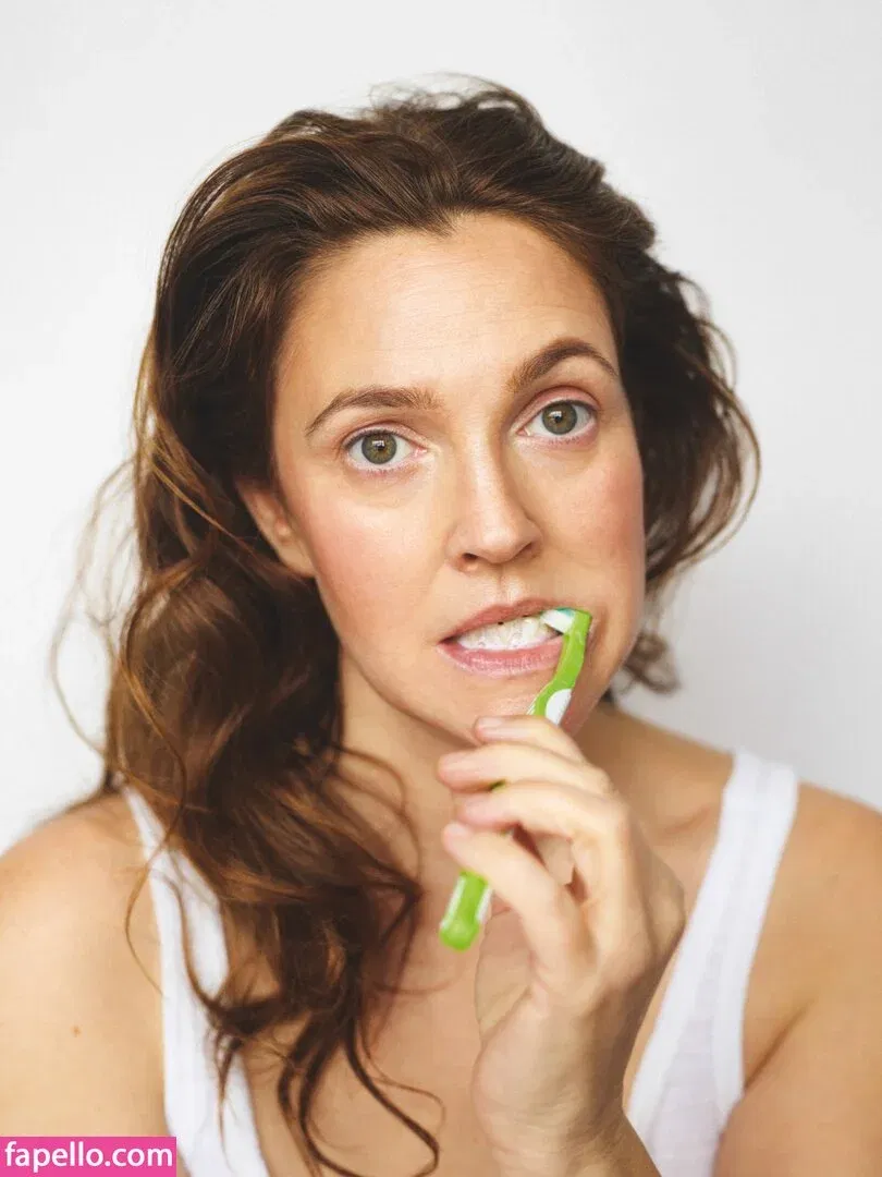 Drew Barrymore Onlyfans Photo Gallery 