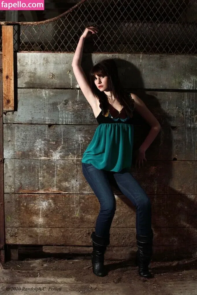 Marla Raccoon Onlyfans Photo Gallery 