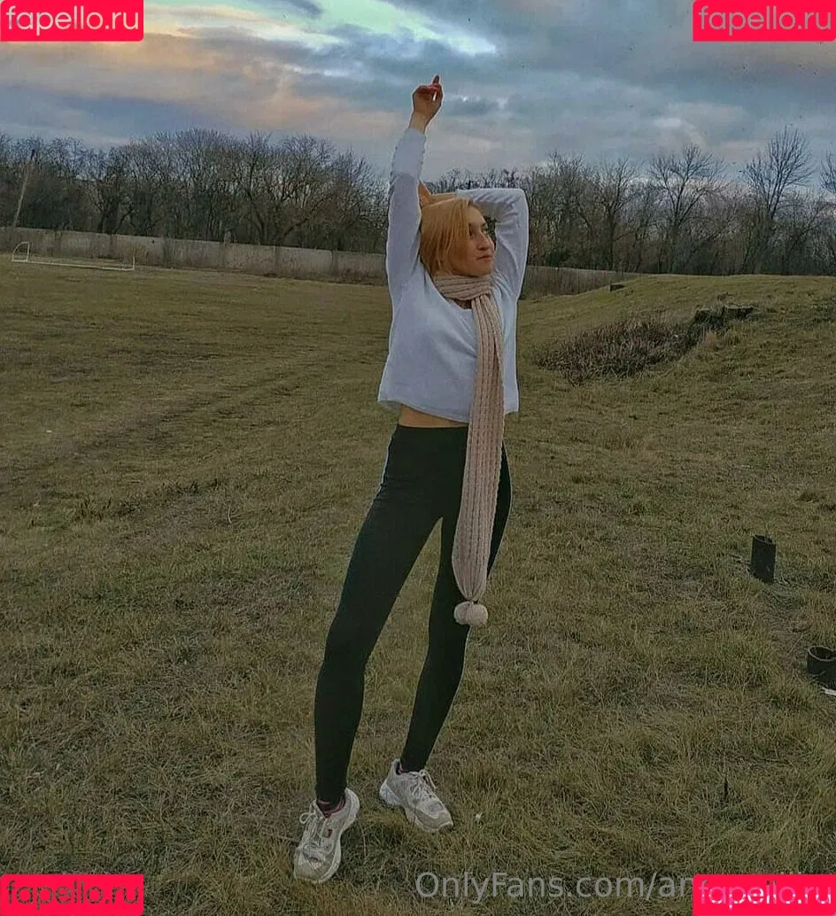 anna_ellie Onlyfans Photo Gallery 