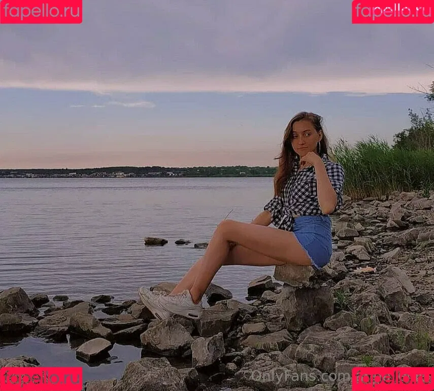 anna_ellie Onlyfans Photo Gallery 