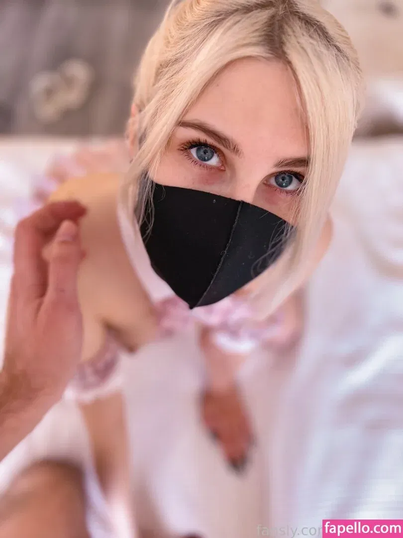 queenv8.8.8 Onlyfans Photo Gallery 