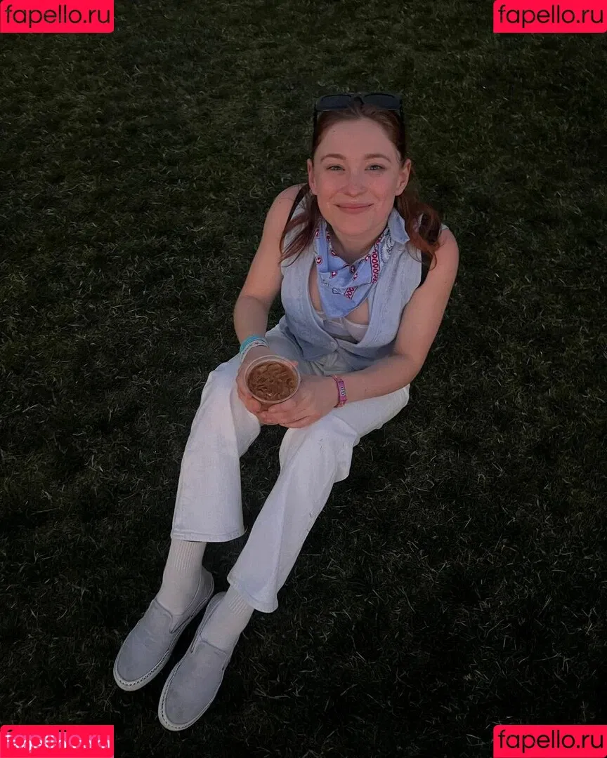 Mina Sundwall Onlyfans Photo Gallery 