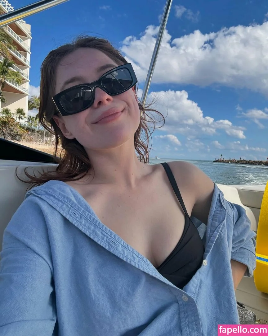 Mina Sundwall Onlyfans Photo Gallery 