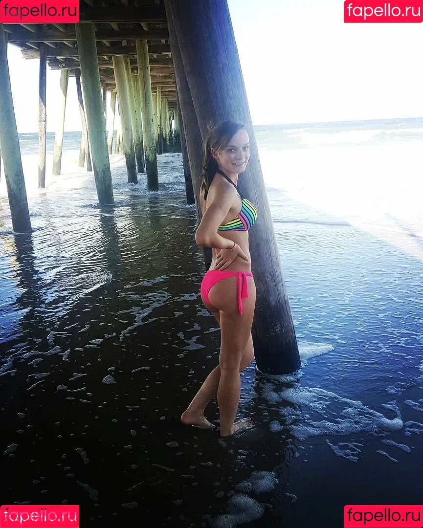 Chasity McClelland Onlyfans Photo Gallery 