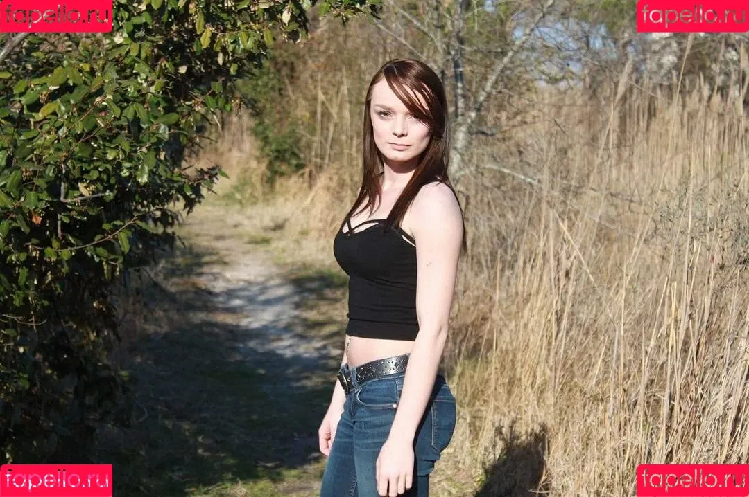 Chasity McClelland Onlyfans Photo Gallery 