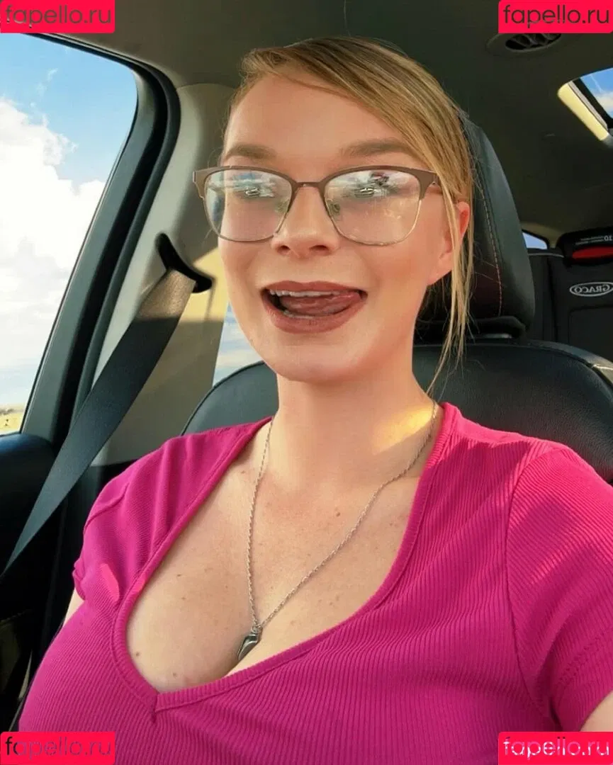 Chasity McClelland Onlyfans Photo Gallery 