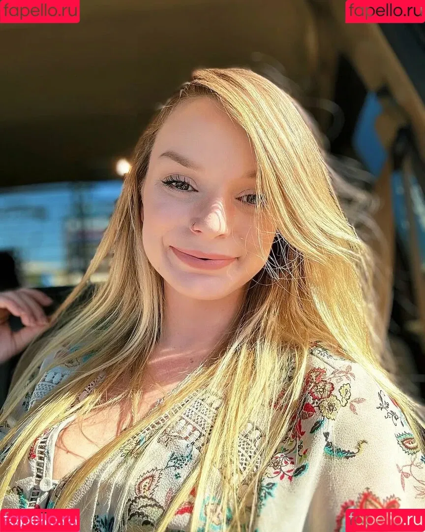 Chasity McClelland Onlyfans Photo Gallery 