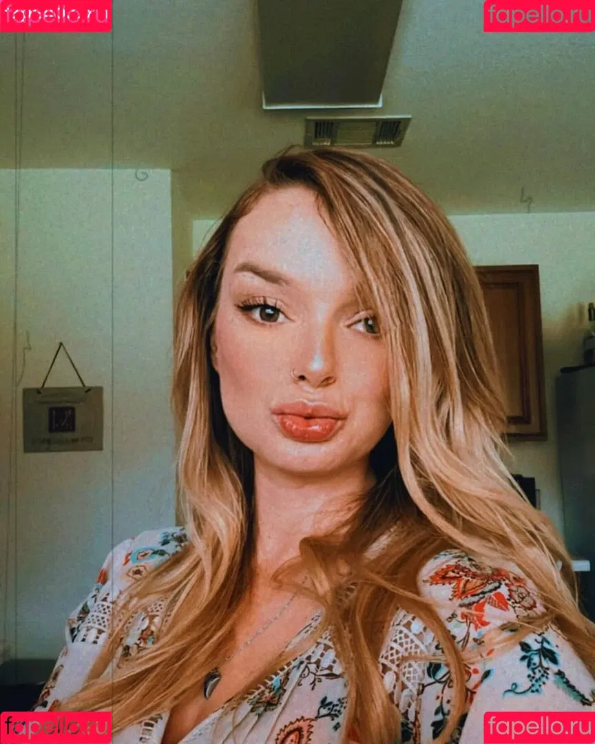 Chasity McClelland Onlyfans Photo Gallery 