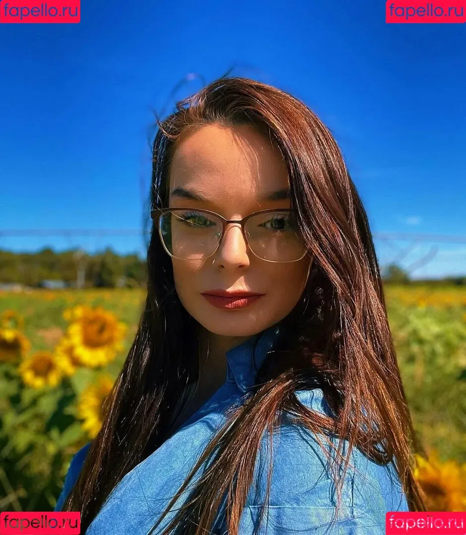 Chasity McClelland Onlyfans Photo Gallery 