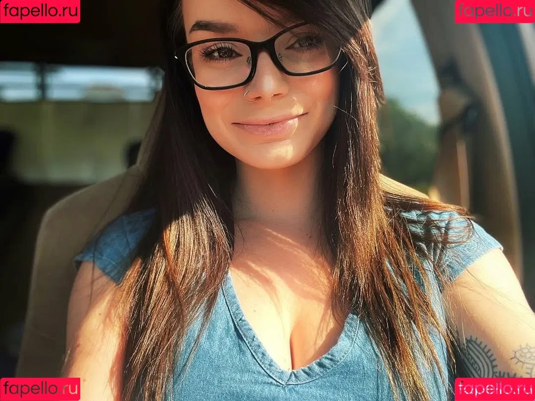 Chasity McClelland Onlyfans Photo Gallery 