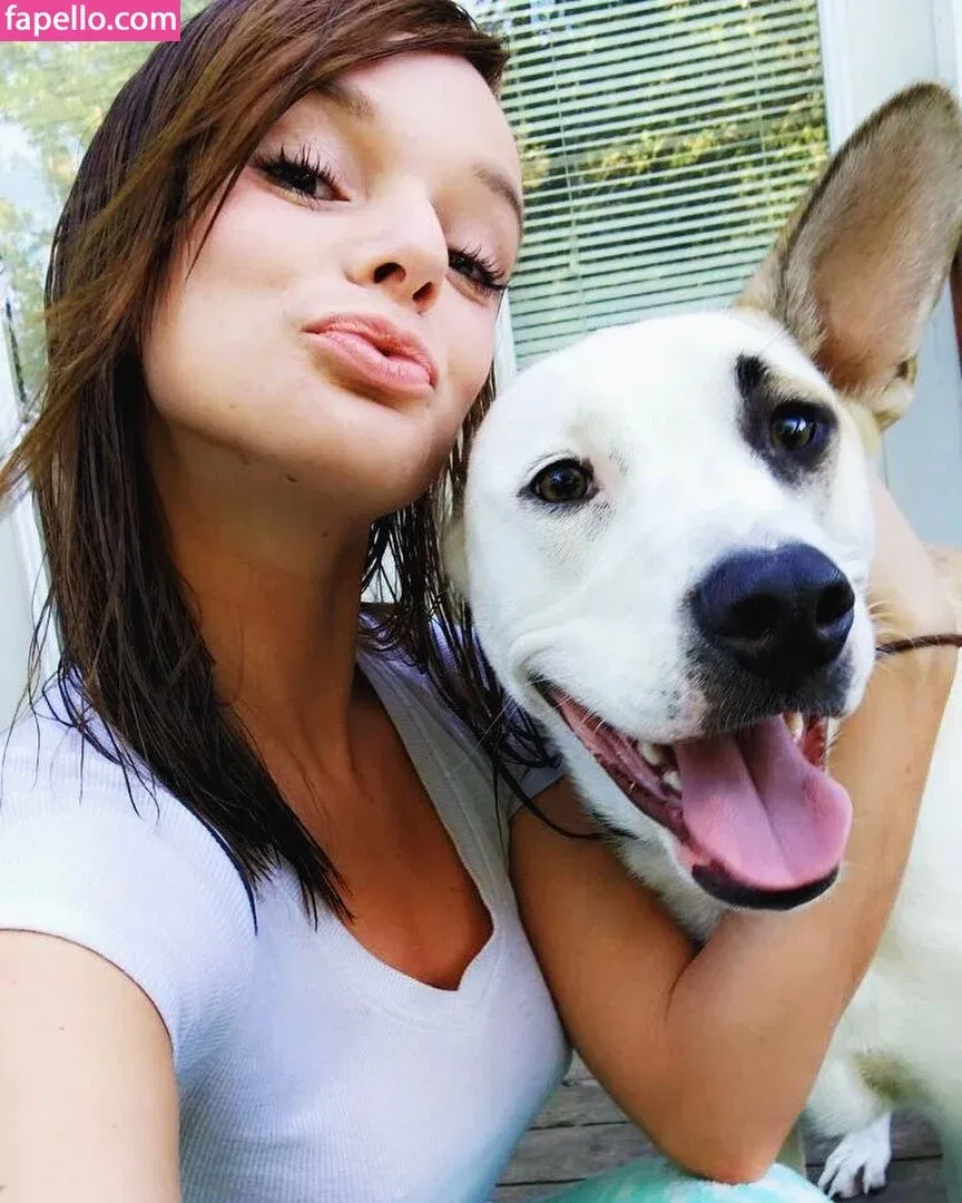 Chasity McClelland Onlyfans Photo Gallery 