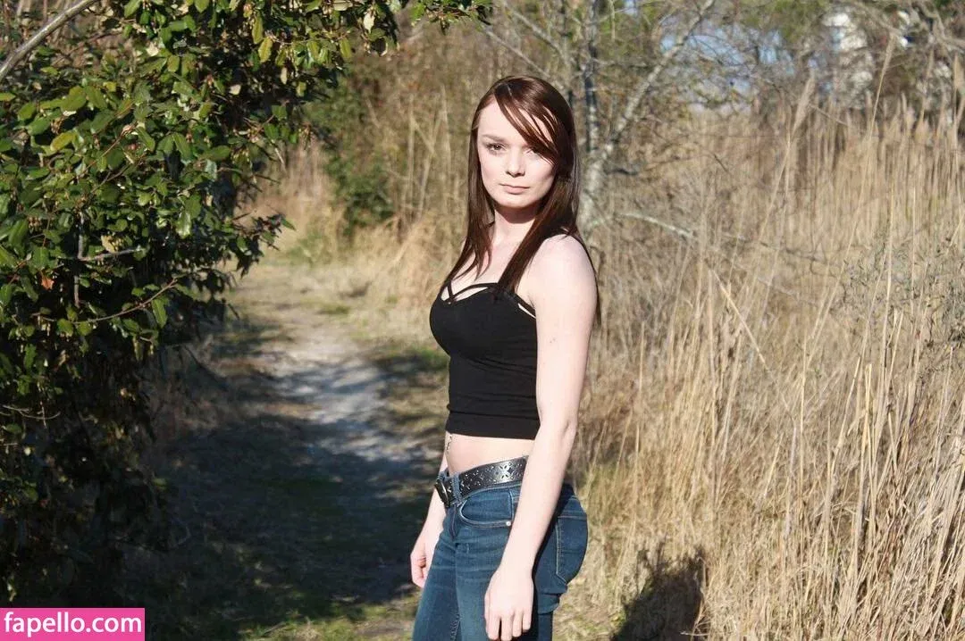 Chasity McClelland Onlyfans Photo Gallery 