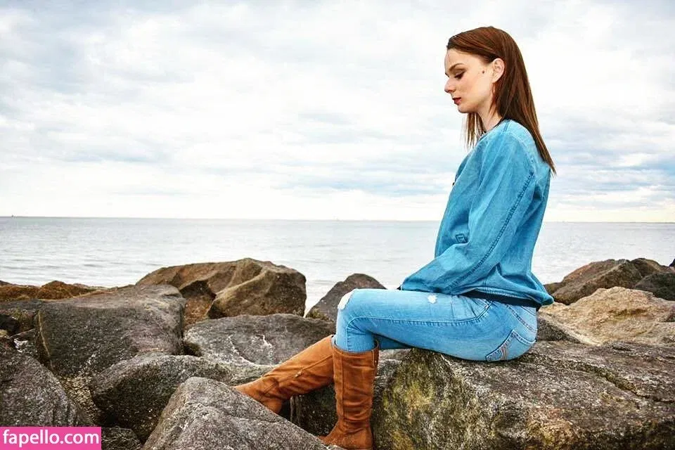 Chasity McClelland Onlyfans Photo Gallery 