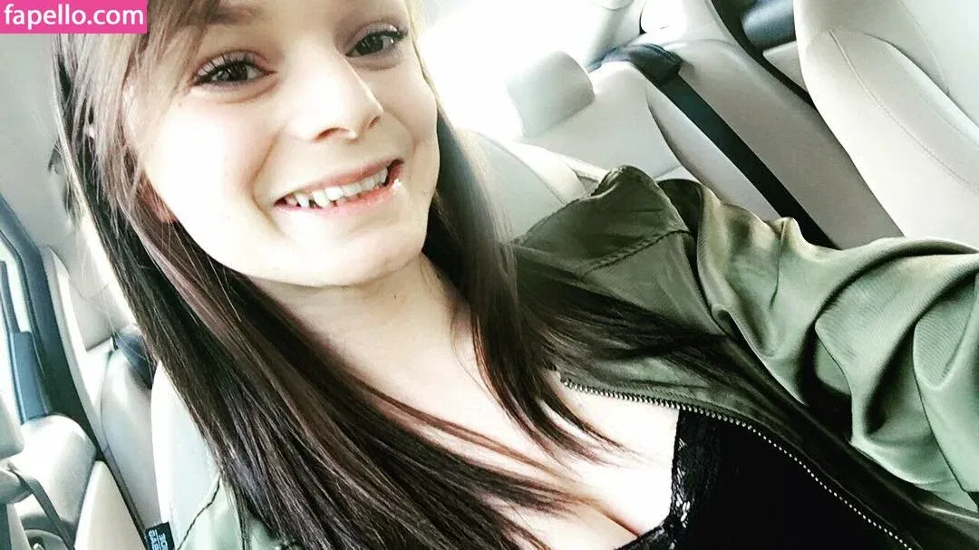 Chasity McClelland Onlyfans Photo Gallery 