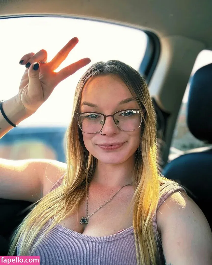 Chasity McClelland Onlyfans Photo Gallery 