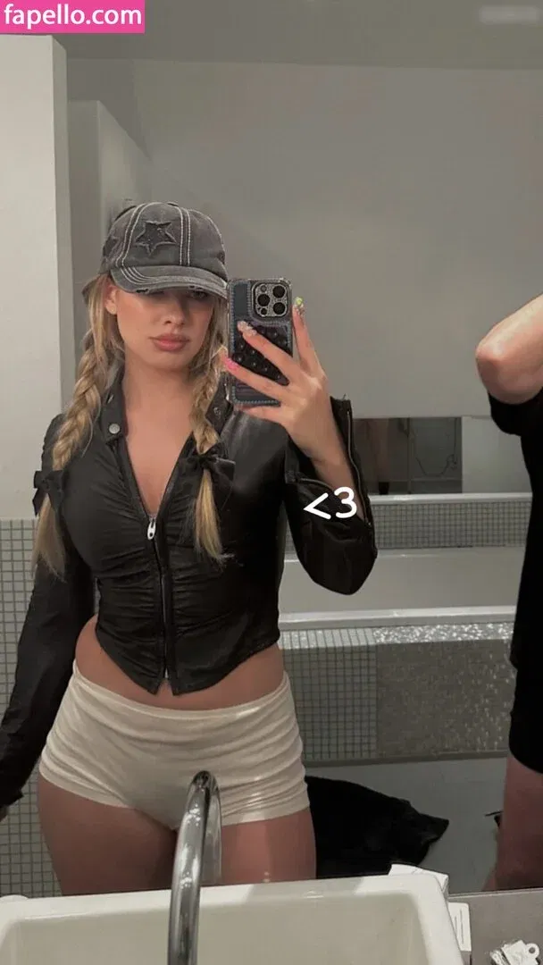 Zsá Zsá Inci Bürkle Onlyfans Photo Gallery 