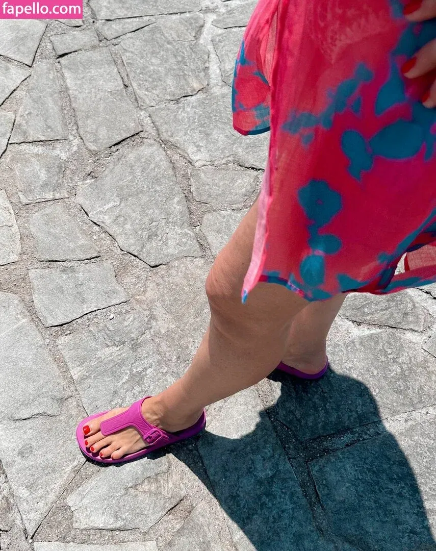 feetandmore66 Onlyfans Photo Gallery 