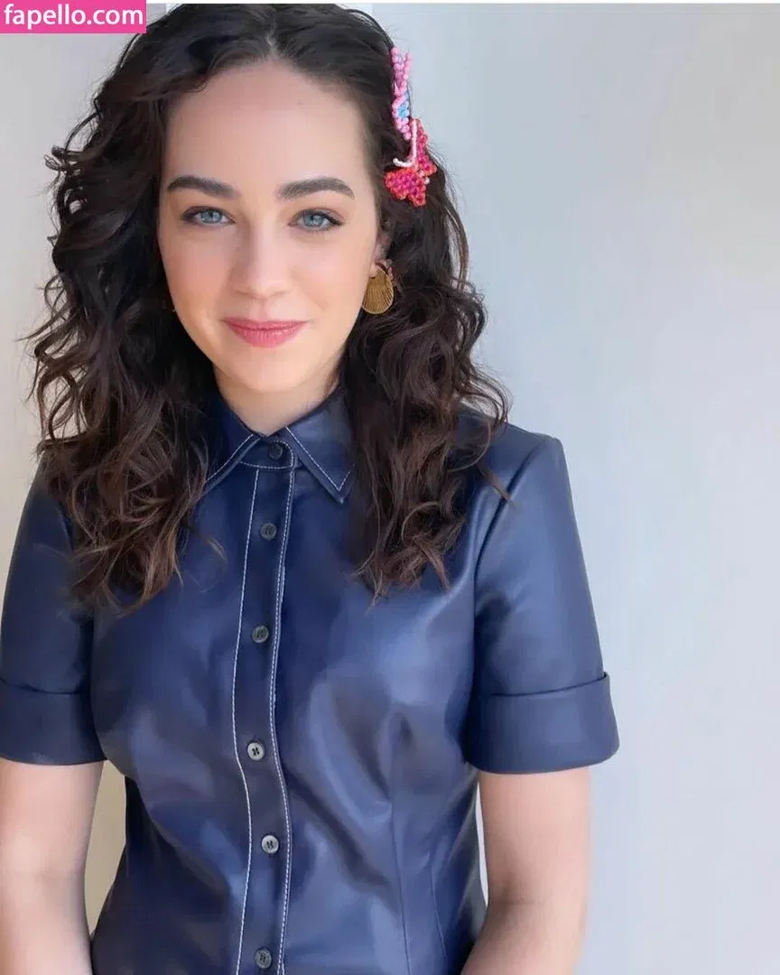 Mary März Onlyfans Photo Gallery 