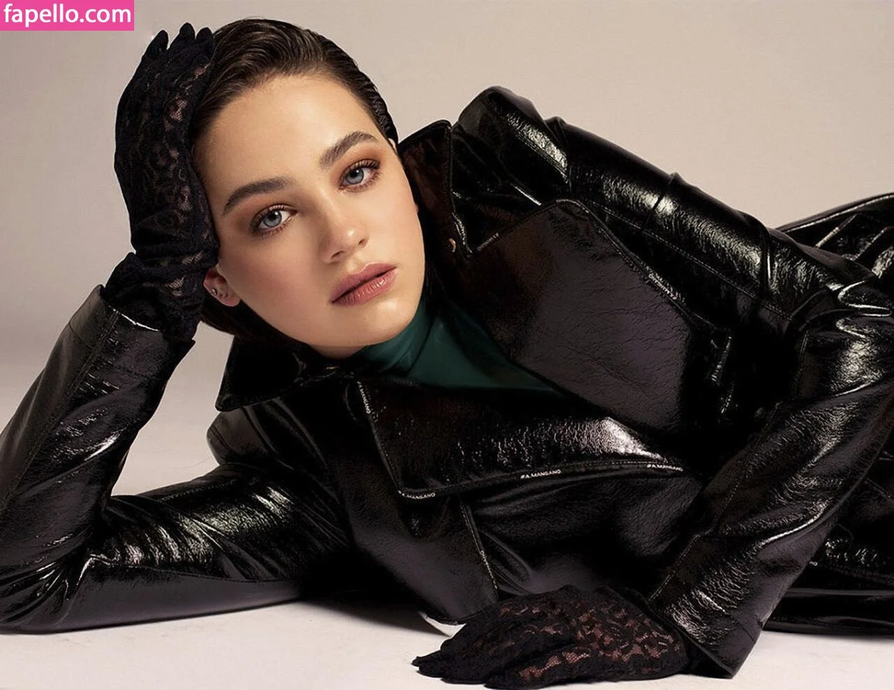 Mary März Onlyfans Photo Gallery 