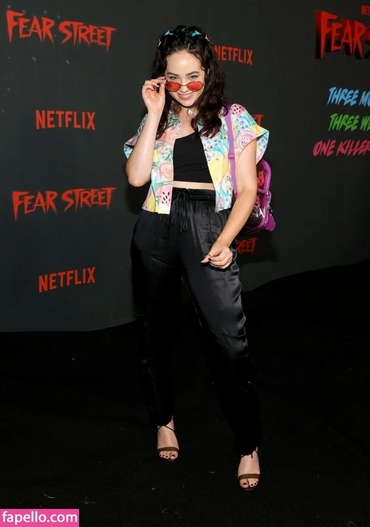 Mary März Onlyfans Photo Gallery 