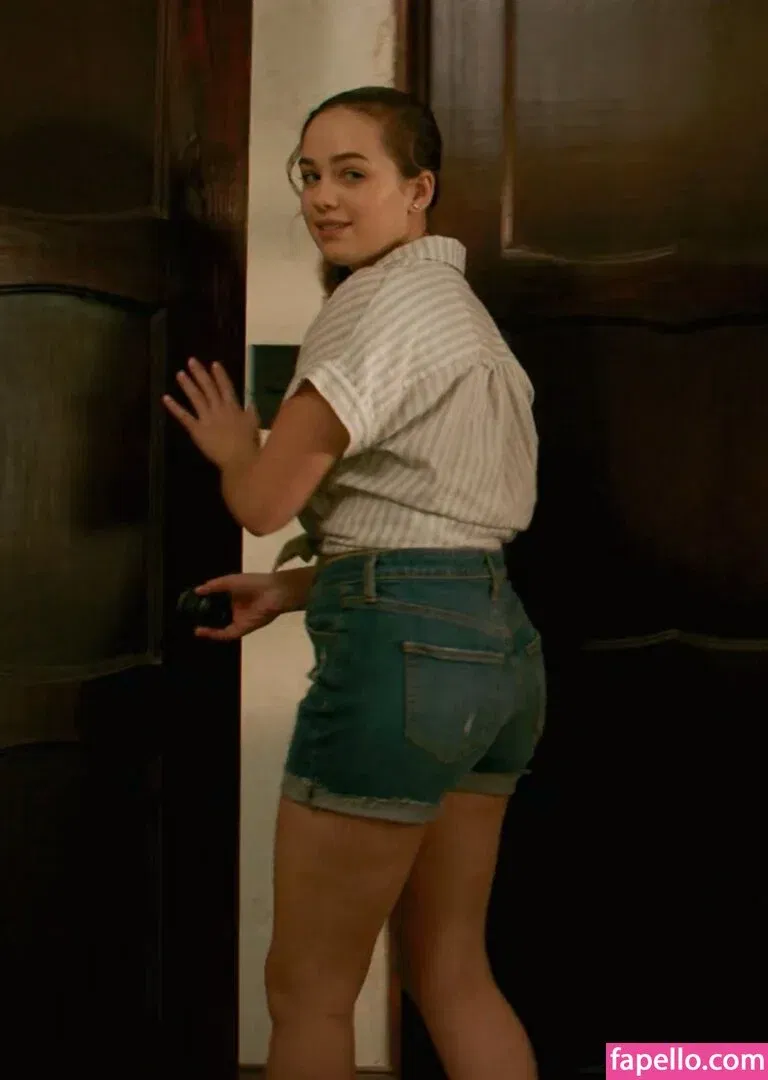 Mary März Onlyfans Photo Gallery 