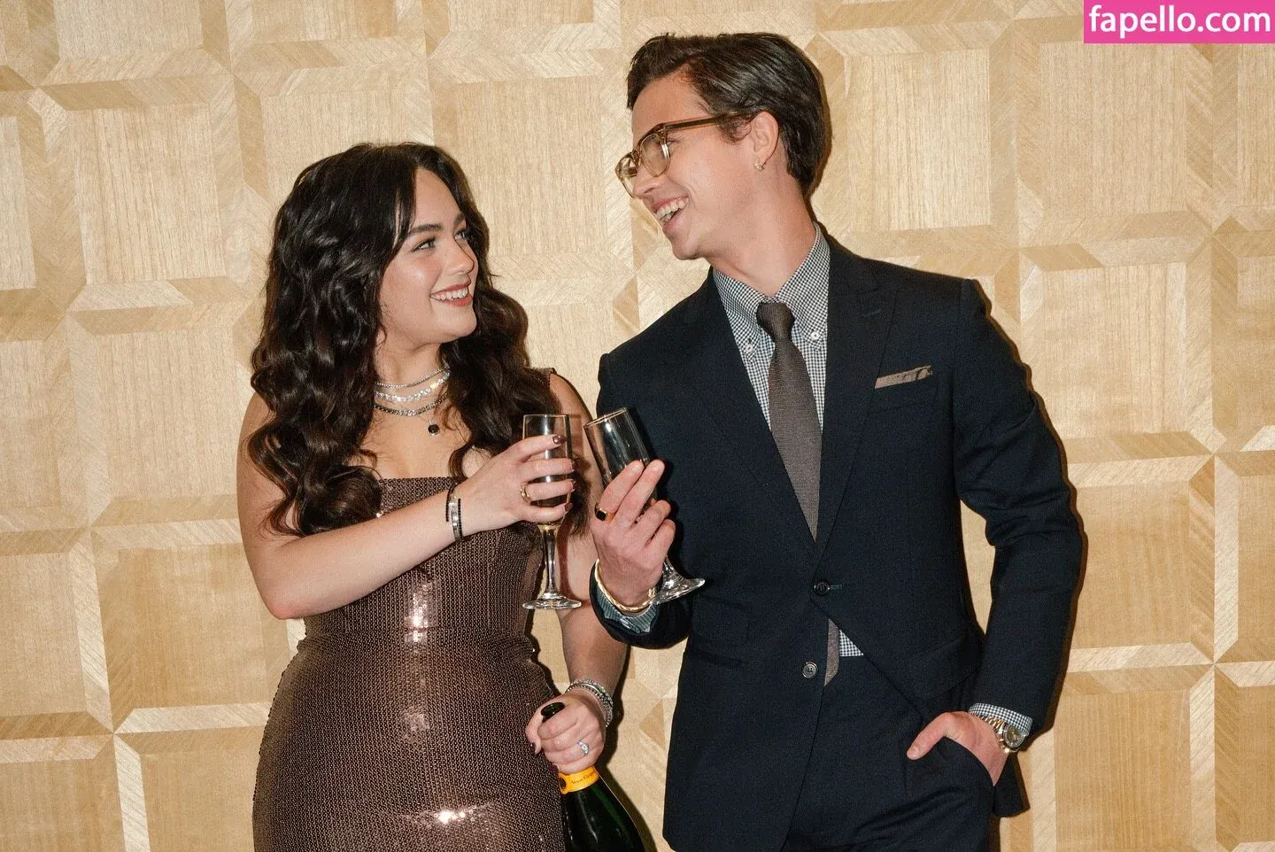 Mary März Onlyfans Photo Gallery 