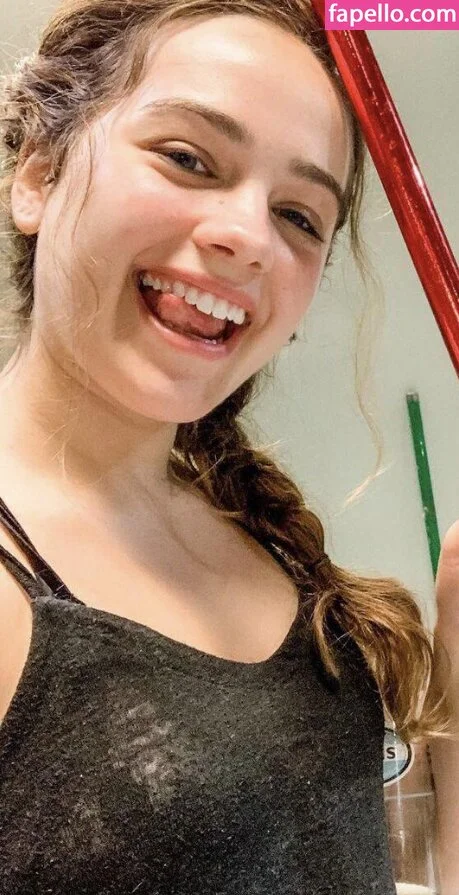 Mary März Onlyfans Photo Gallery 