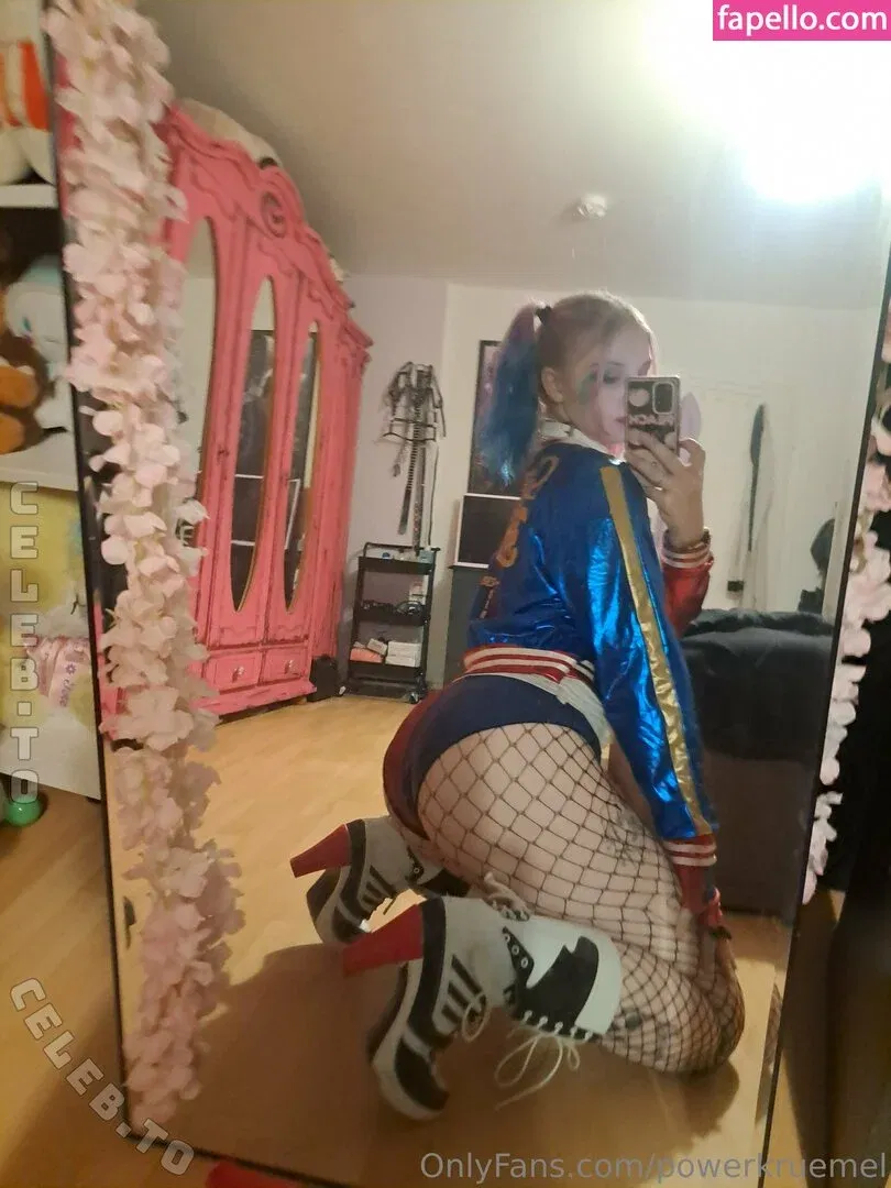 Powerkruemel Onlyfans Photo Gallery 