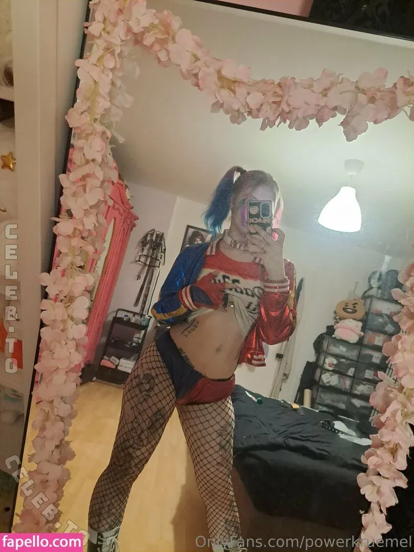 Powerkruemel Onlyfans Photo Gallery 