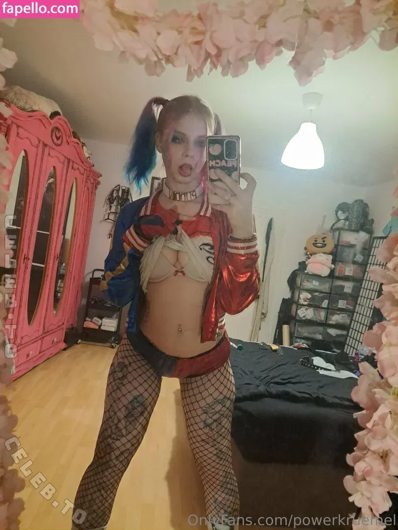 Powerkruemel Onlyfans Photo Gallery 