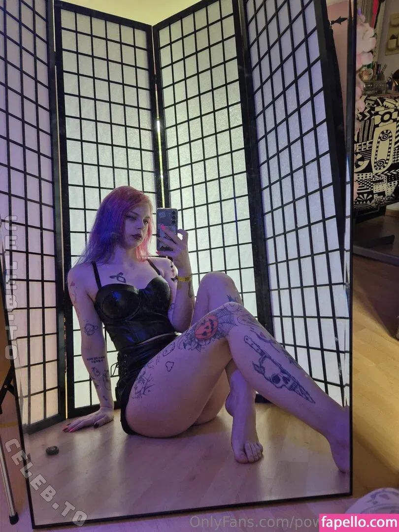 Powerkruemel Onlyfans Photo Gallery 