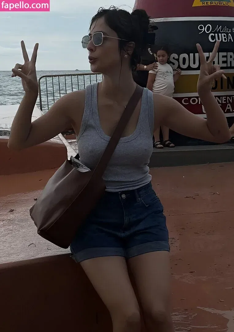 Leticia Dirks Onlyfans Photo Gallery 