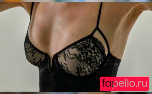 Leticia Dirks Nude Onlyfans Photo 11