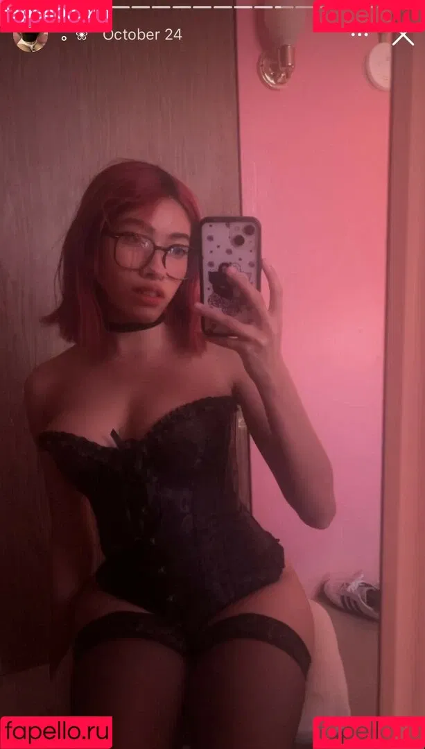solkyraa Onlyfans Photo Gallery 