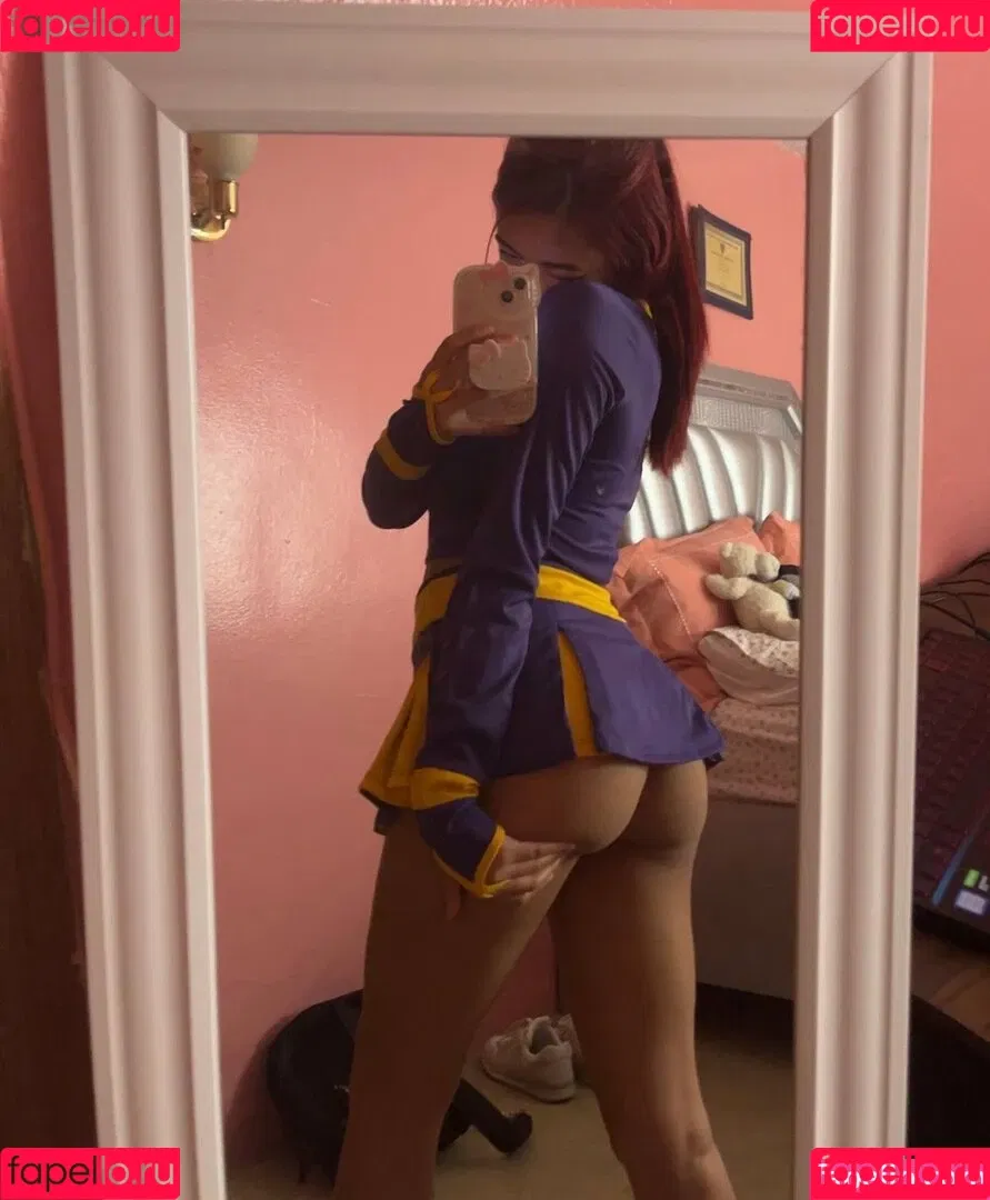 solkyraa Onlyfans Photo Gallery 