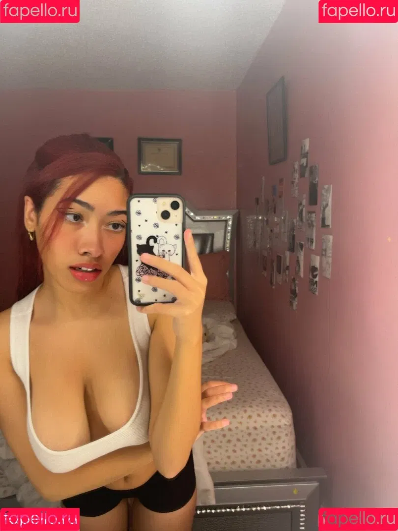 solkyraa Onlyfans Photo Gallery 