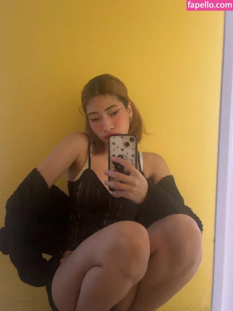 solkyraa Onlyfans Photo Gallery 