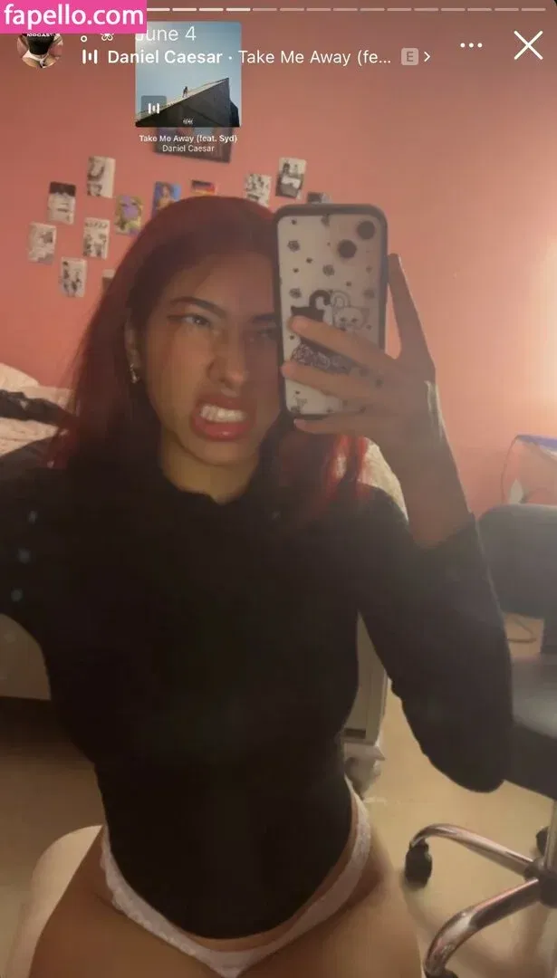 solkyraa Onlyfans Photo Gallery 