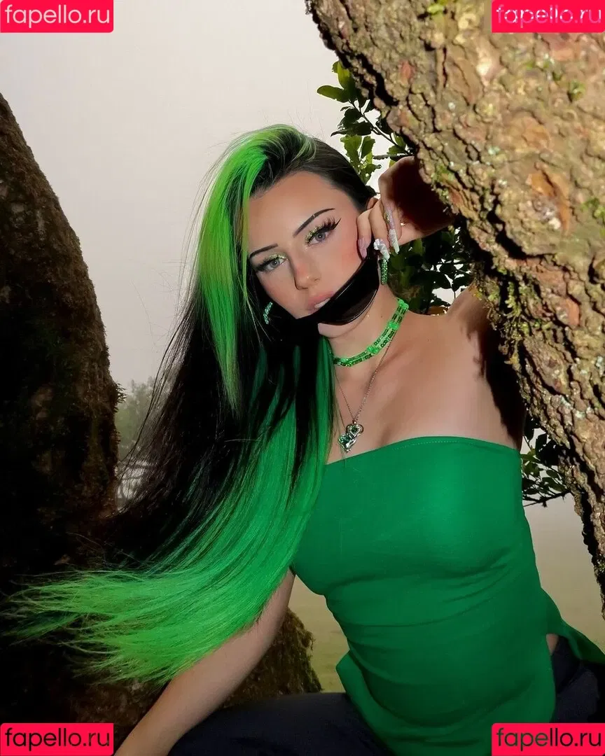 Dilara - dilaraa.s - Di1araa.s - Fake Thread Onlyfans Photo Gallery 