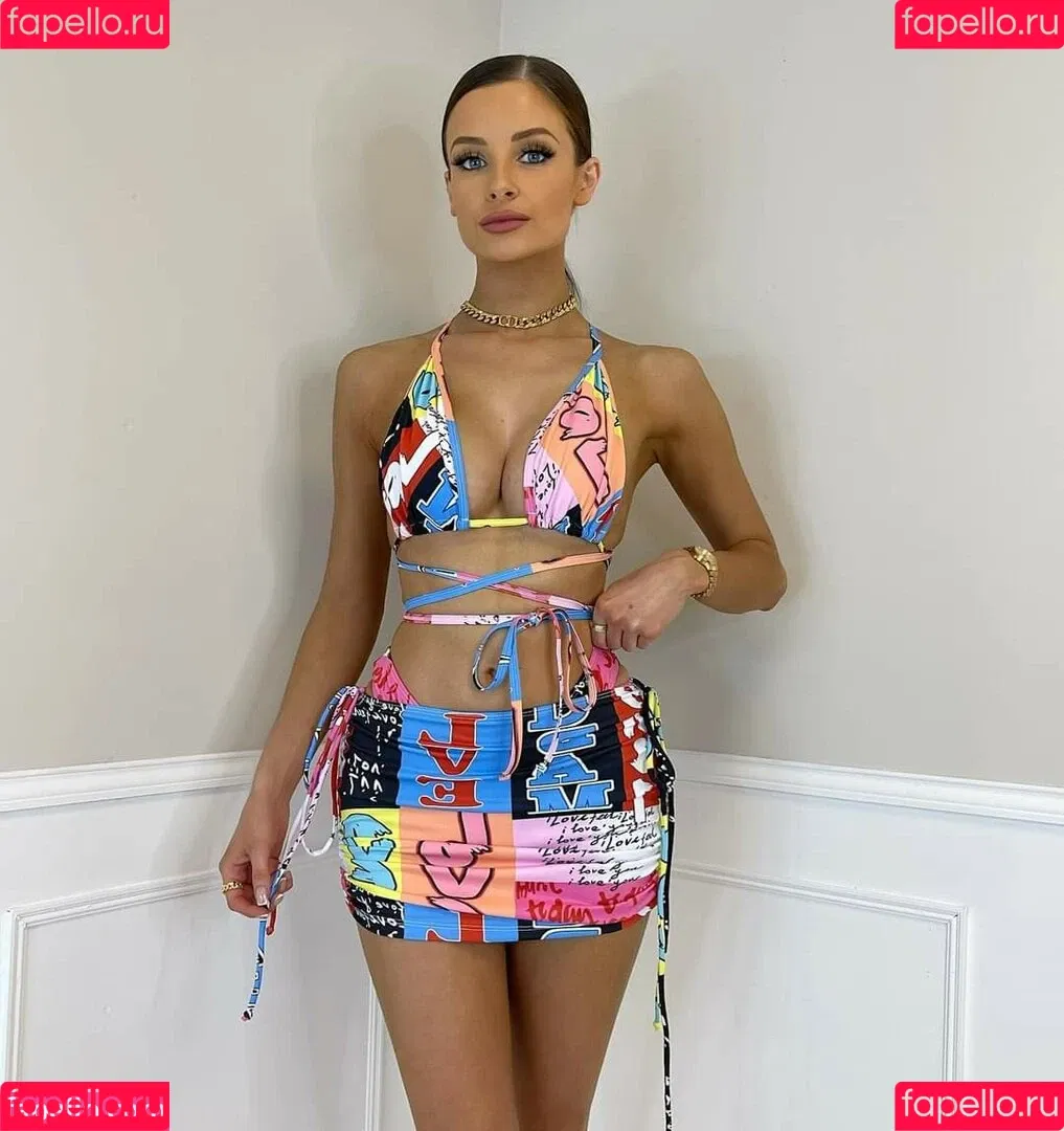Briony Gorton Onlyfans Photo Gallery 