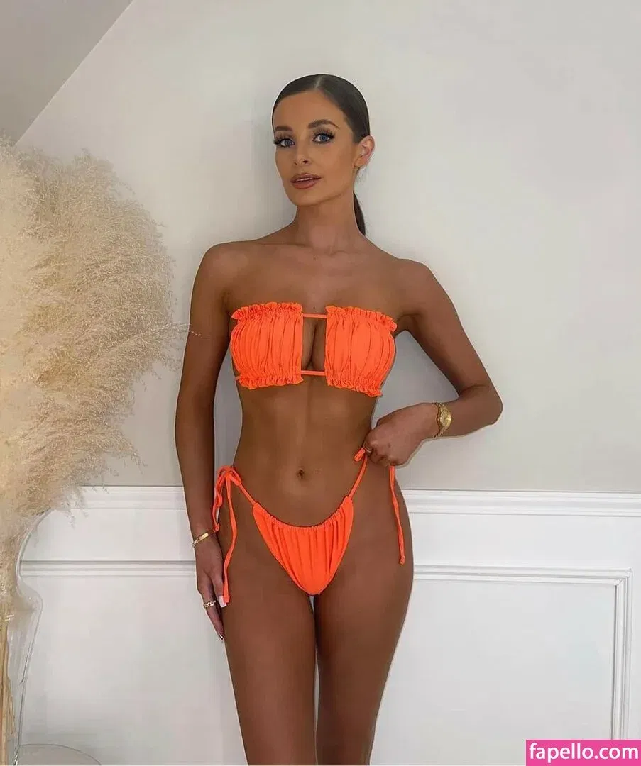 Briony Gorton Onlyfans Photo Gallery 