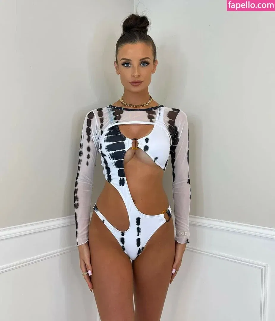 Briony Gorton Onlyfans Photo Gallery 