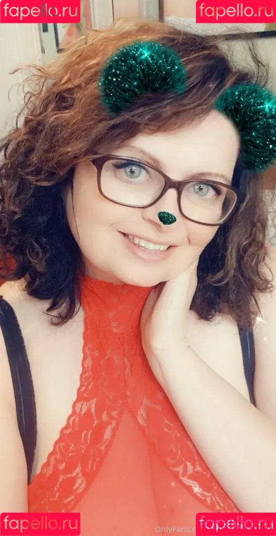 maturebustymom Onlyfans Photo Gallery 