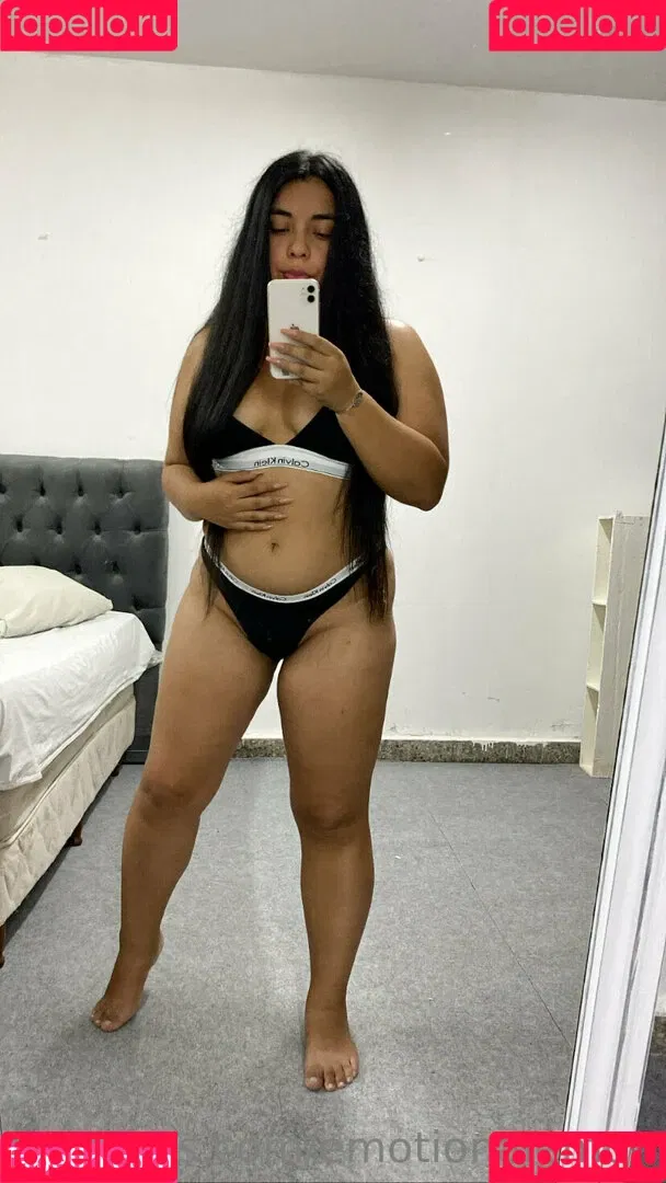 emotionalemon Onlyfans Photo Gallery 