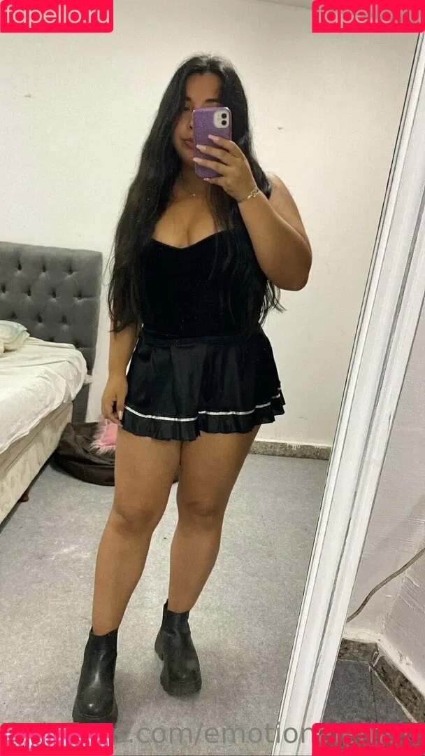 emotionalemon Onlyfans Photo Gallery 