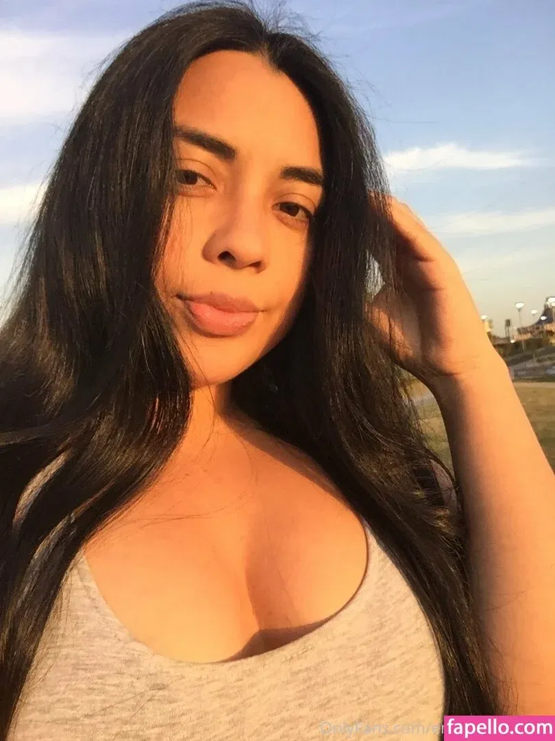 emotionalemon Onlyfans Photo Gallery 