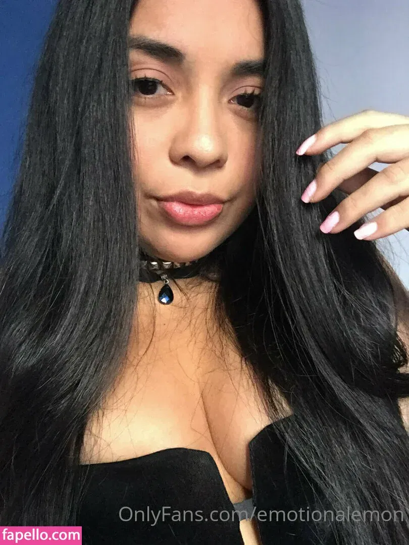 emotionalemon Onlyfans Photo Gallery 