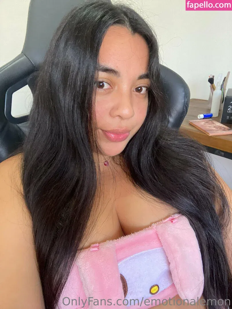 emotionalemon Onlyfans Photo Gallery 